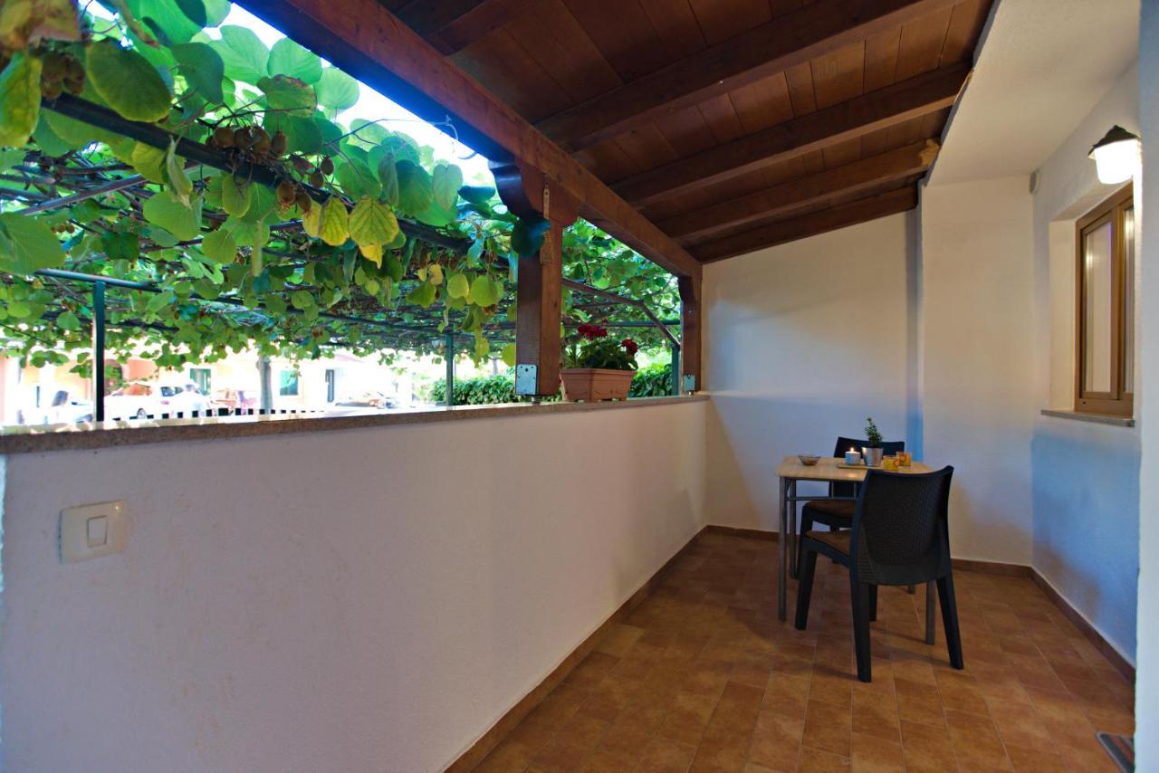Apartments Kiwi โรวีน ภายนอก รูปภาพ